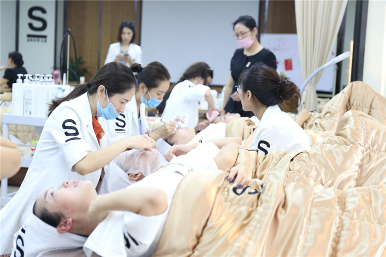 韩国皮肤管理体验全过程,皮肤管理培训学校