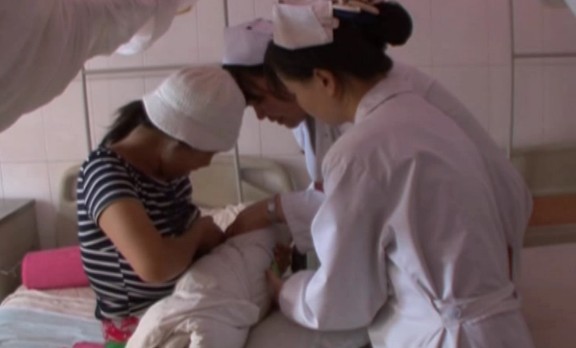 31周中央性前置胎盘一直未出血,前置胎盘31周大出血