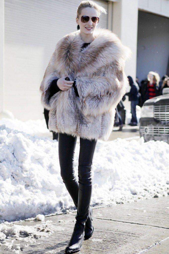 买一件皮草温暖整个冬天,冬天了给自己入手一件皮草