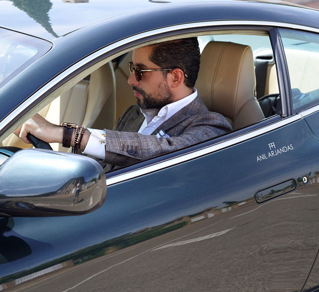 老外都戴什么样的手串啊 (国外潮牌手串大全)