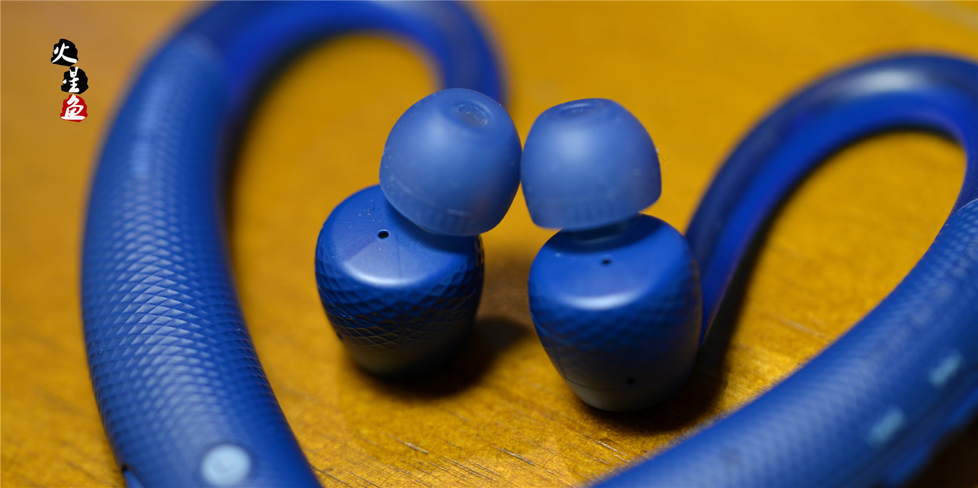 在信仰中运动——号称索尼最好的蓝牙运动耳机XB80BS开箱