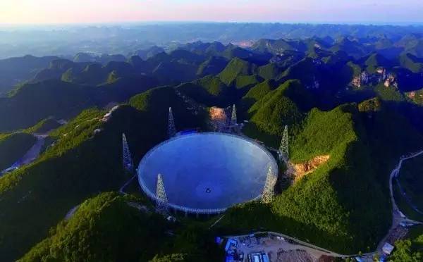 老公/男票要去这里拈花惹草，你居然不阻止还说好？！