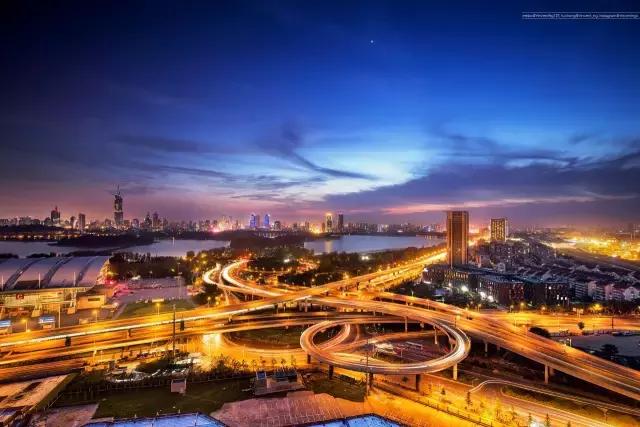 南京千万独栋别墅,南京老牌豪宅挂牌价跌落谷底