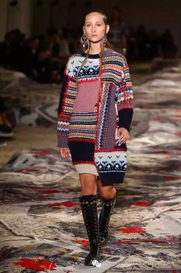 30到50岁的姐姐穿衣搭配,1830岁如何穿衣服