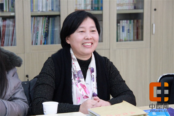 郑州31中举行“贾惠芬校长工作室”2016年度工作研讨座谈会