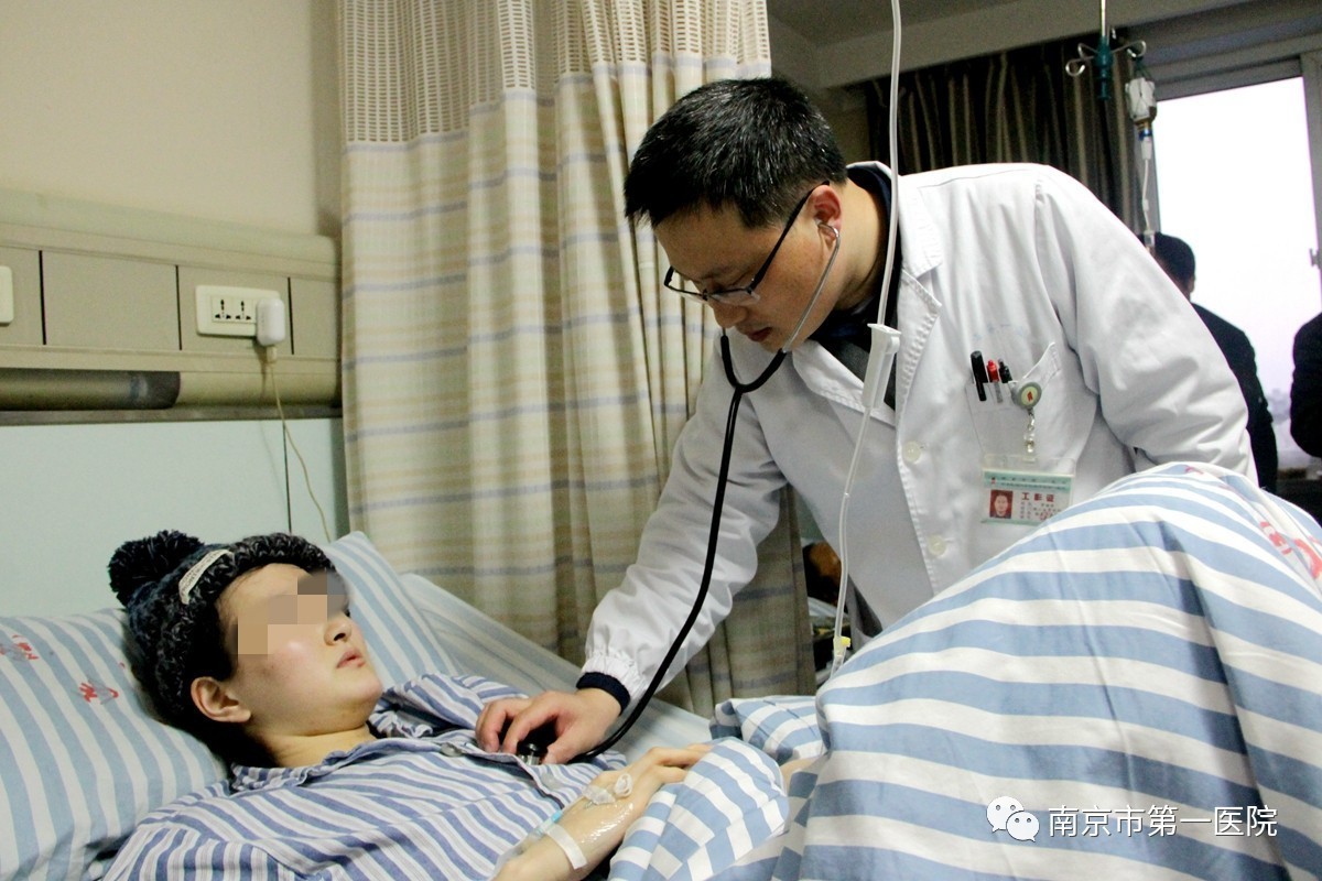 17岁少年心脏病手术,小女孩做了4次心脏手术