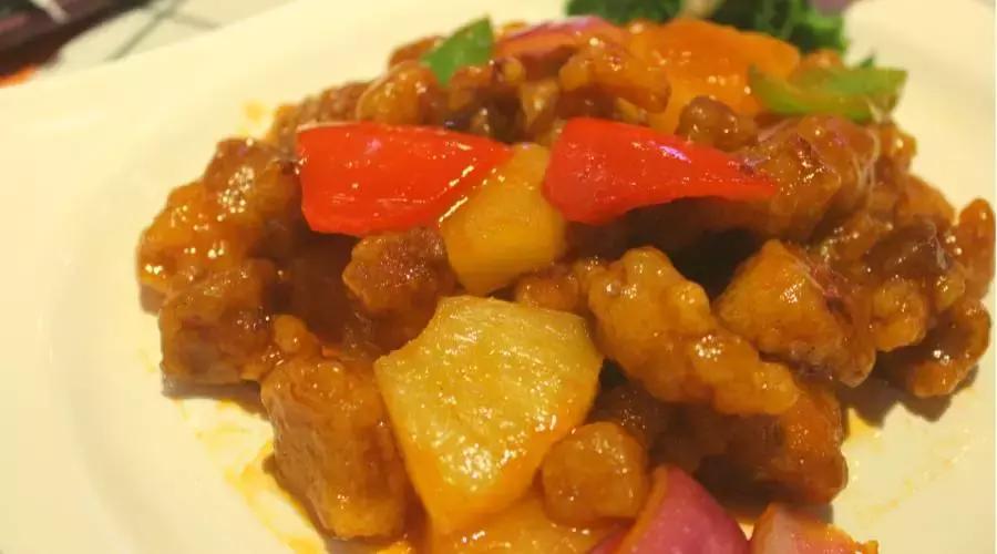 在南宁，玩转香港美食一道大盆菜就能让你吃到精髓！