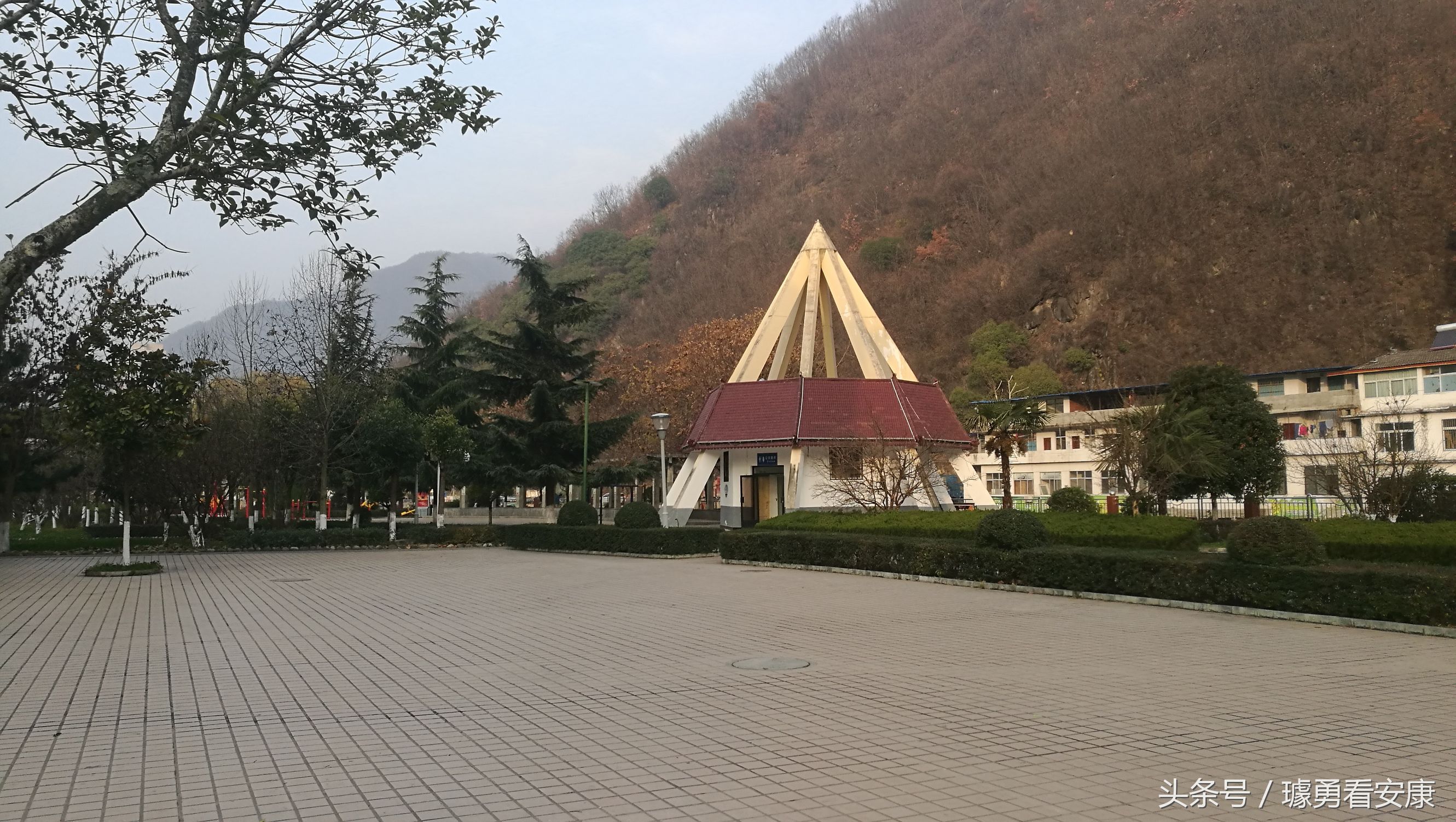 这里是中国慢城，一个让人能够宁静的城市这里环境美人情更美
