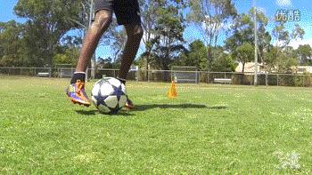 10种适用于足球爱好者的实用带球练习，赶快练起来吧！