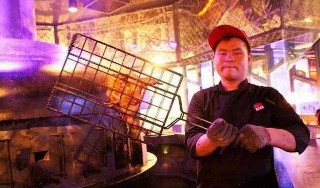 乌鲁木齐八钢烤鱼,乌鲁木齐新天润美食烤鱼