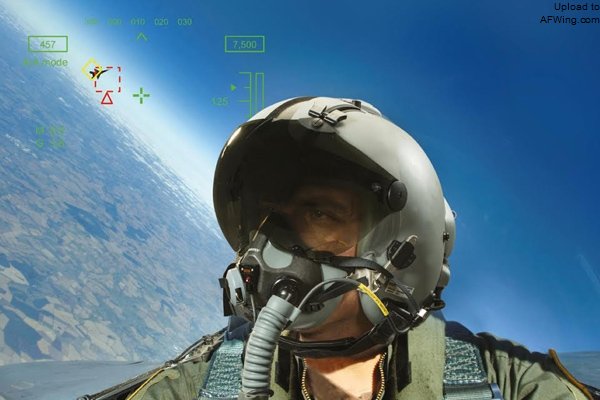 美国向沙特出售f-15sa战斗机,f-15ex重型多用途战斗机