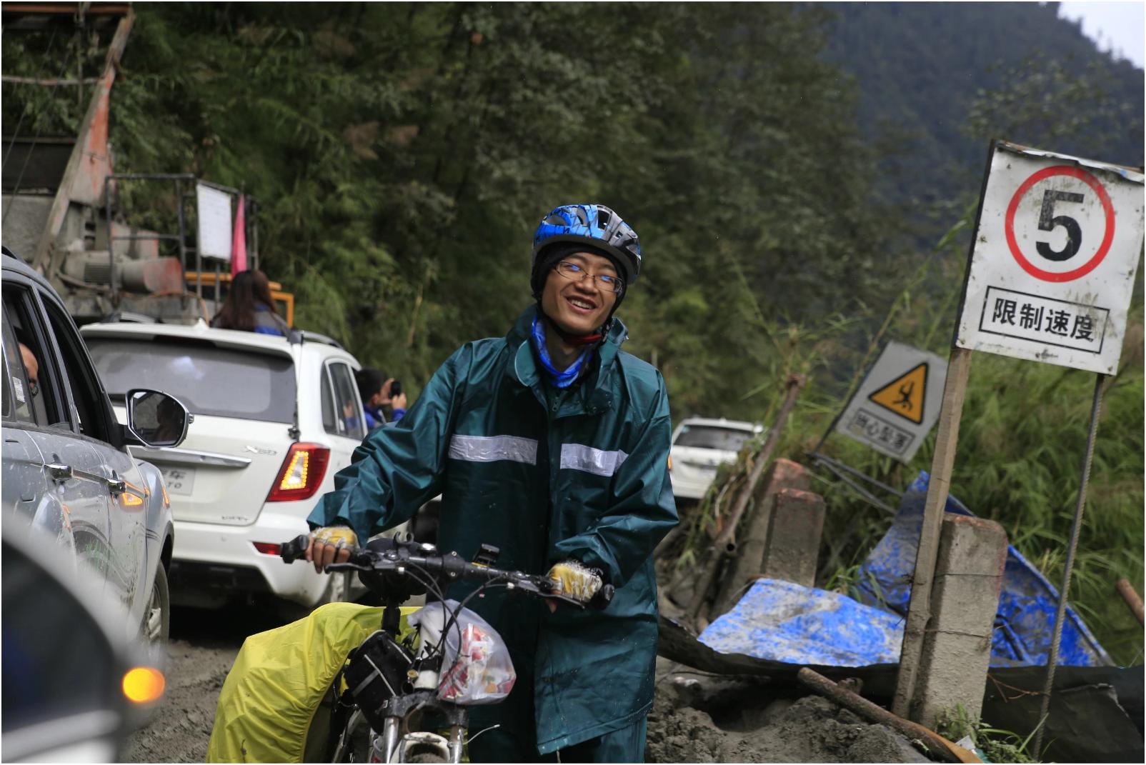 穿越色季拉山口吃到酸臭的牦牛奶渣（二）