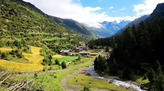 重庆到四川旅游自驾最佳路线,从四川出发旅游路线推荐环线