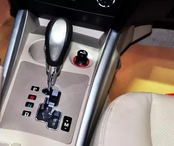 三菱汽车8万左右的车,三菱发动机油耗高不