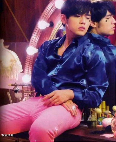 戏里戏外判若两人的男演员,刘烨和陈伟霆视频