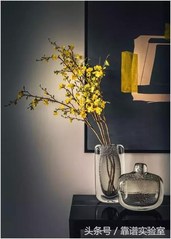 家居丨圣诞节,用花瓶装扮美美的家