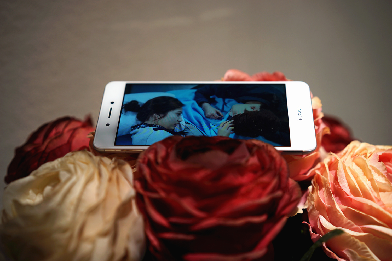 青年金属千元旗舰华为畅享6S测评