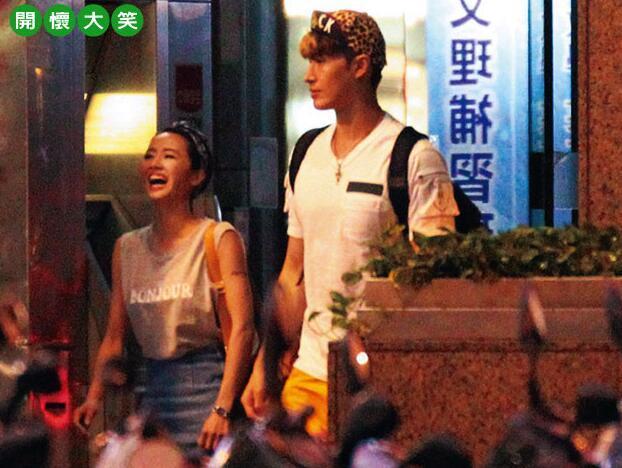 36岁蔡依林身价上百亿,蔡依林与锦荣六年爱情马拉松