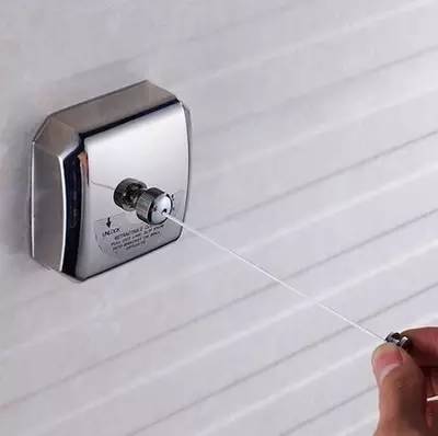 瀹夊埄骞村害鐩涗細,瀹夊埄澶т細鍗曞搧绾㈣壊