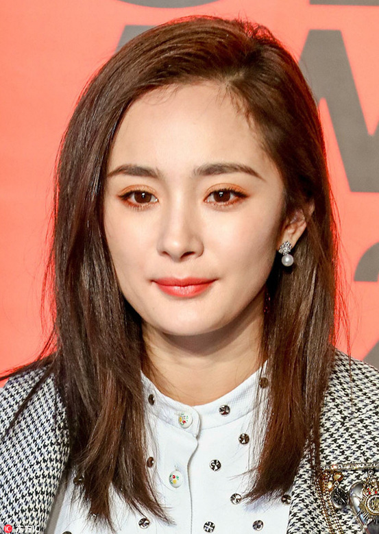 张天爱大女主剧,张天爱杨幂最新街拍