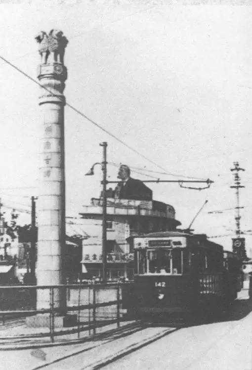 今朝上海｜嚇宁！34分钟狂开52公里，差头司机深更半夜白相“头文字D