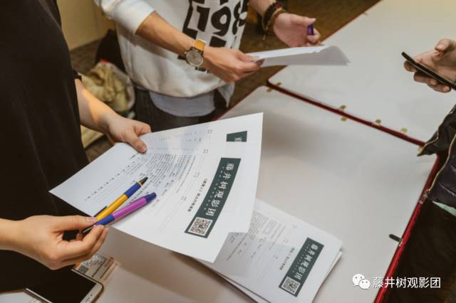 有人10分，有人0分，这部电影到底发生了啥《摆渡人》观影报告