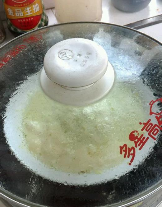 金毛自制狗粮好还是买的狗粮好,便宜又营养的自制金毛狗粮