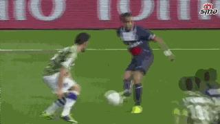 伊布对意大利蝎子摆尾进球,伊布阿贾克斯蝎子摆尾进球集锦