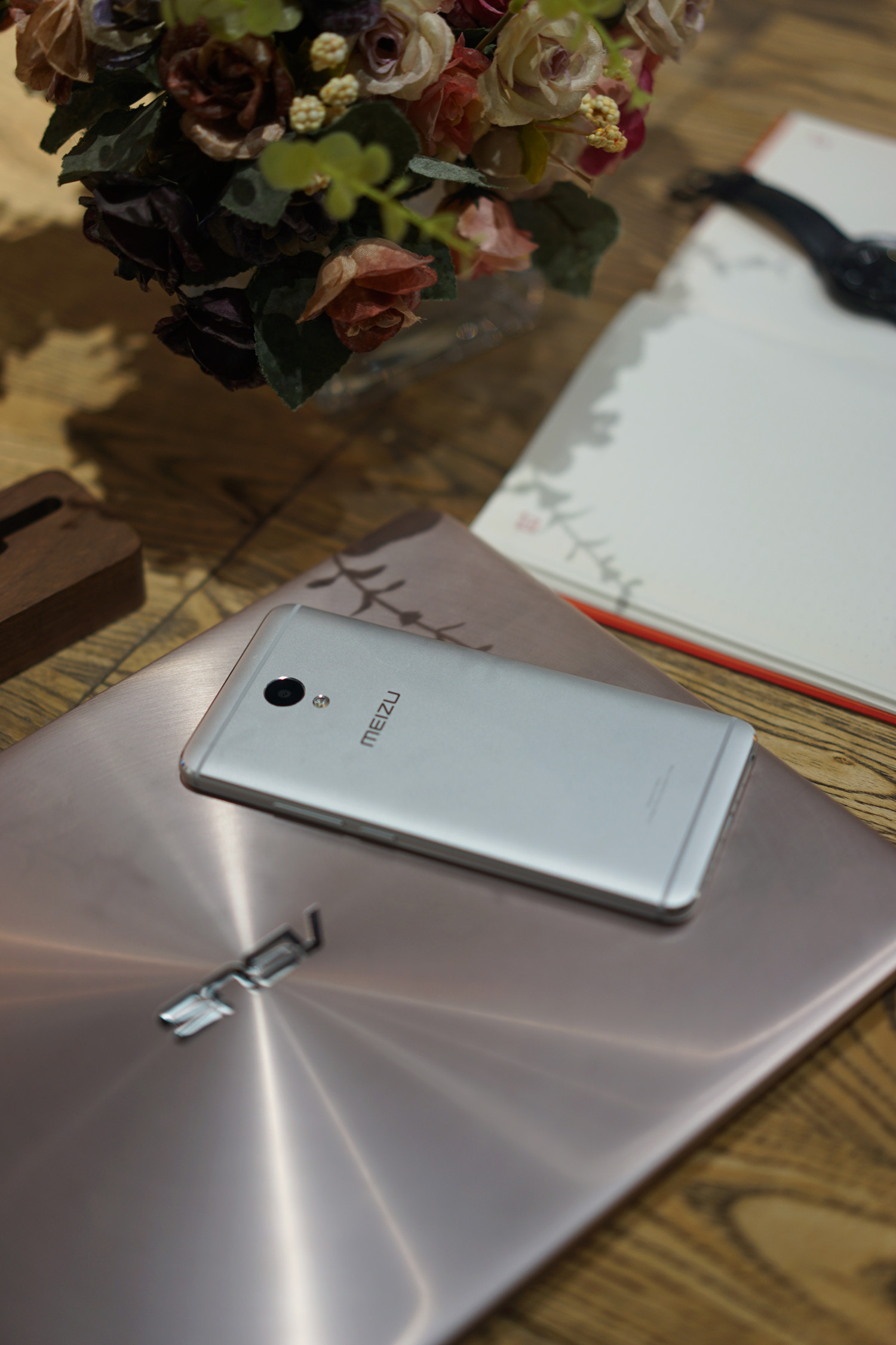 是炒冷饭还是延续经典？魅蓝Note5体验