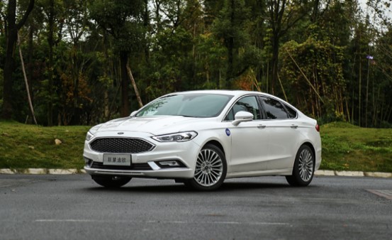 高科技感的轿车,高端科技电动轿车视频