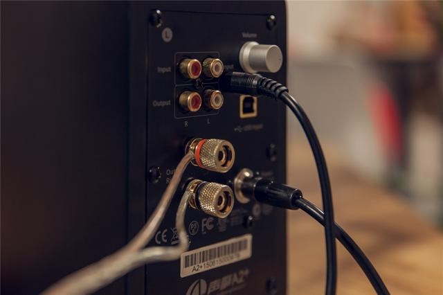 桌面音箱音质好的推荐,能和声擎a2媲美的小音箱