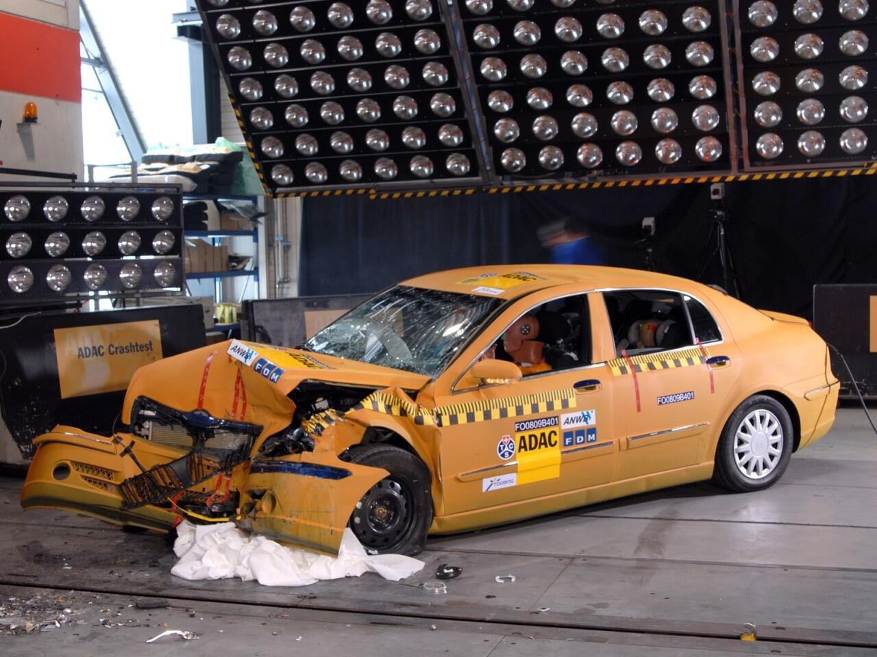 海外卖爆的中国车,那些年被撞的豪车