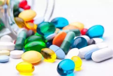 脸上长黄斑怎么检查,看脸上的斑如何知道什么病因