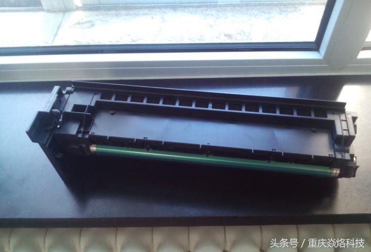 震旦复印机ad239怎么复印,震旦239复印机换载体图解