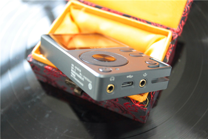 新年开箱第二弹---EROS*放播**器Q