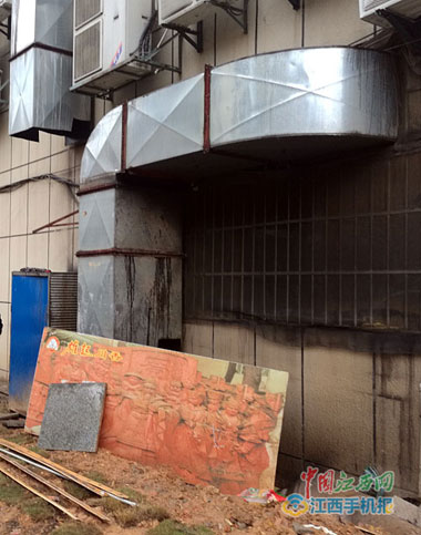 小区餐馆油烟,小区餐馆油烟直排