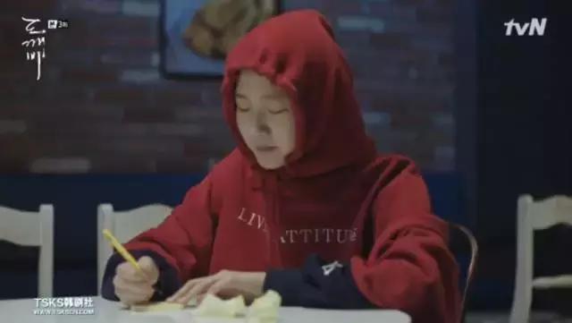 鬼怪女主穿搭大盘点,孤单又灿烂的神鬼怪穿搭