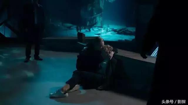 卷福拍神探夏洛克时多大,卷福华生打架