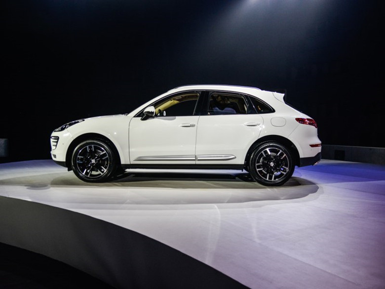 众泰rs9点评,众泰sr9汽车