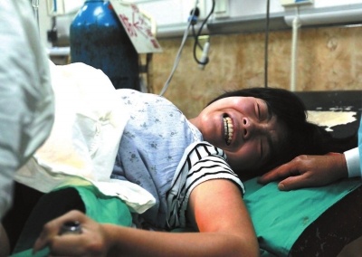 这群生完孩子的妈妈说生孩子就是鬼门关走一遭，太痛了！