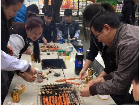 深圳市云顶学校国际部素养教育