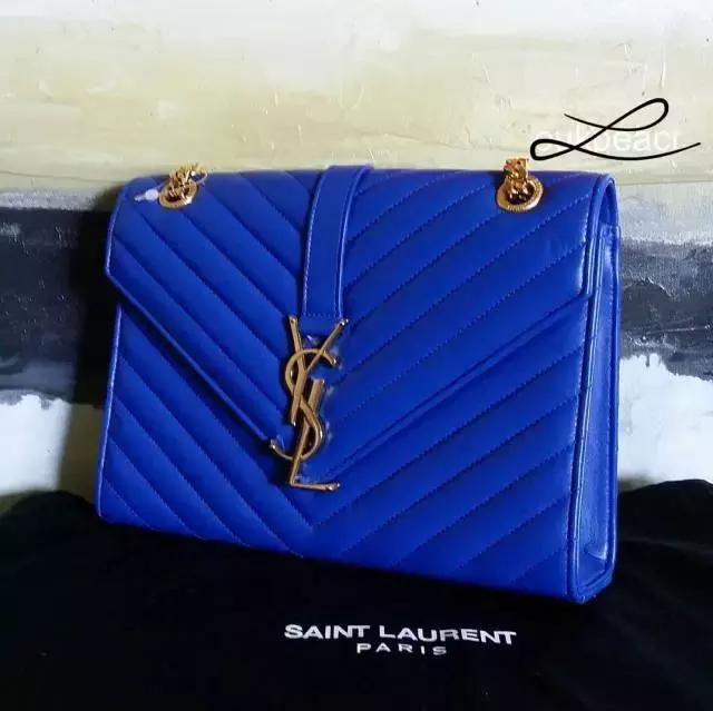 没钱装逼，她用假包换了100万......