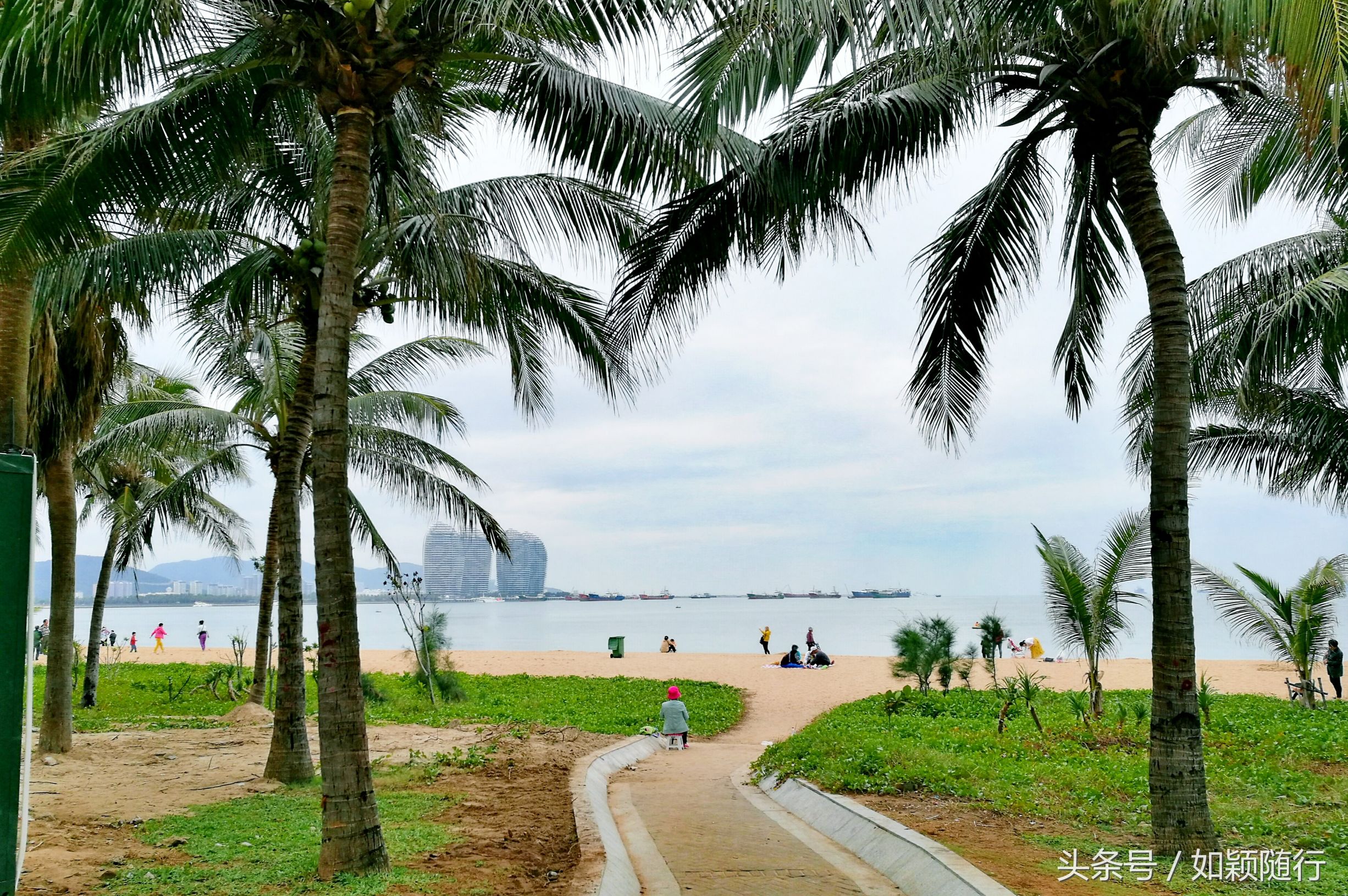 三亚湾之上一颗璀璨明珠,三亚太阳湾最美海湾