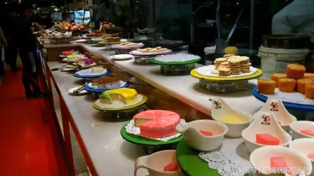 在长沙吃顿烧烤200元够吗,长沙去吃湘菜吃到饱大概多少钱