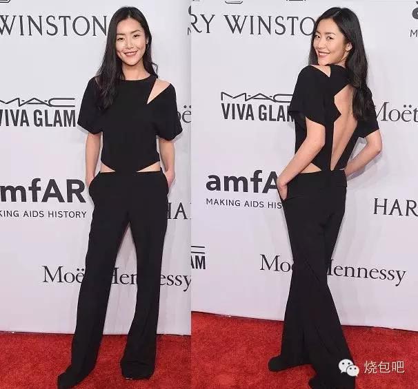 唯物|情人节倒计时,去看50个潮牌出的超级碗纪念球,独一无二