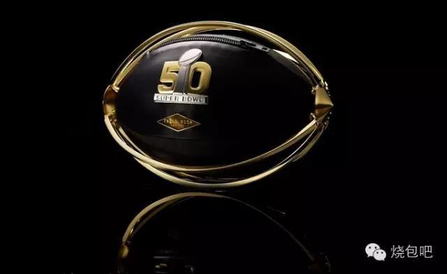 唯物|情人节倒计时,去看50个潮牌出的超级碗纪念球,独一无二