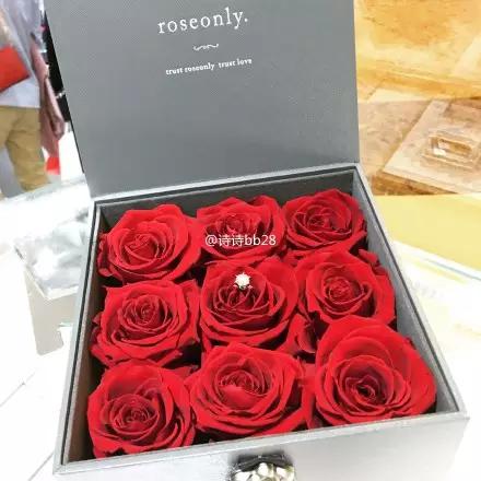 她们的情人节，虐狗指数绝对不逊于昆凌