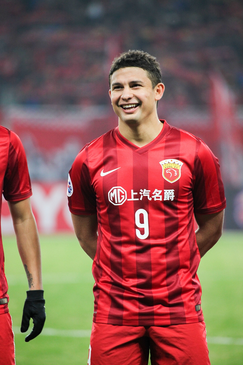 上港庆祝胜利,上海上港新赛季冠军