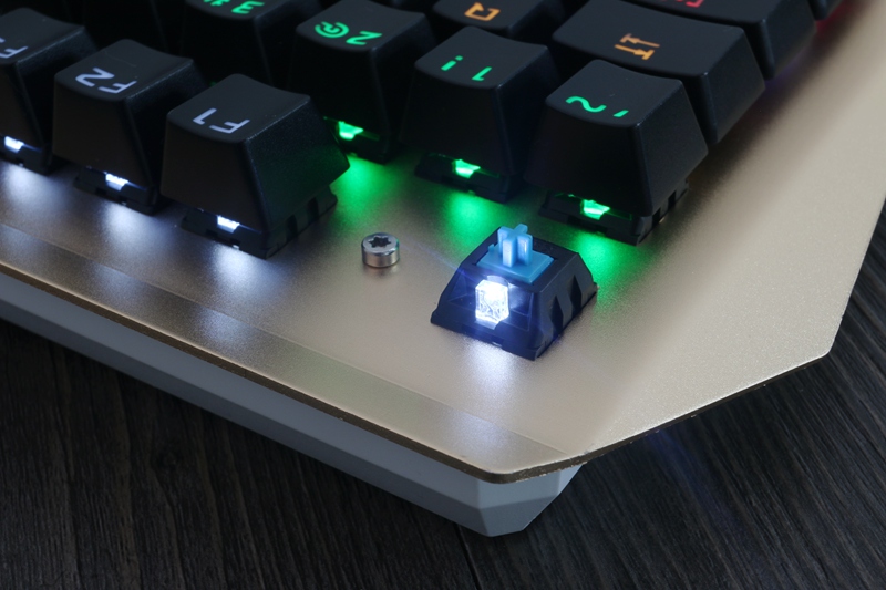 怀念并肩作战的岁月,曾经一起并肩作战如今各奔前程