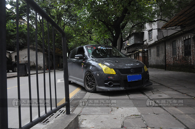 底盘防托底,底盘低过坑技巧